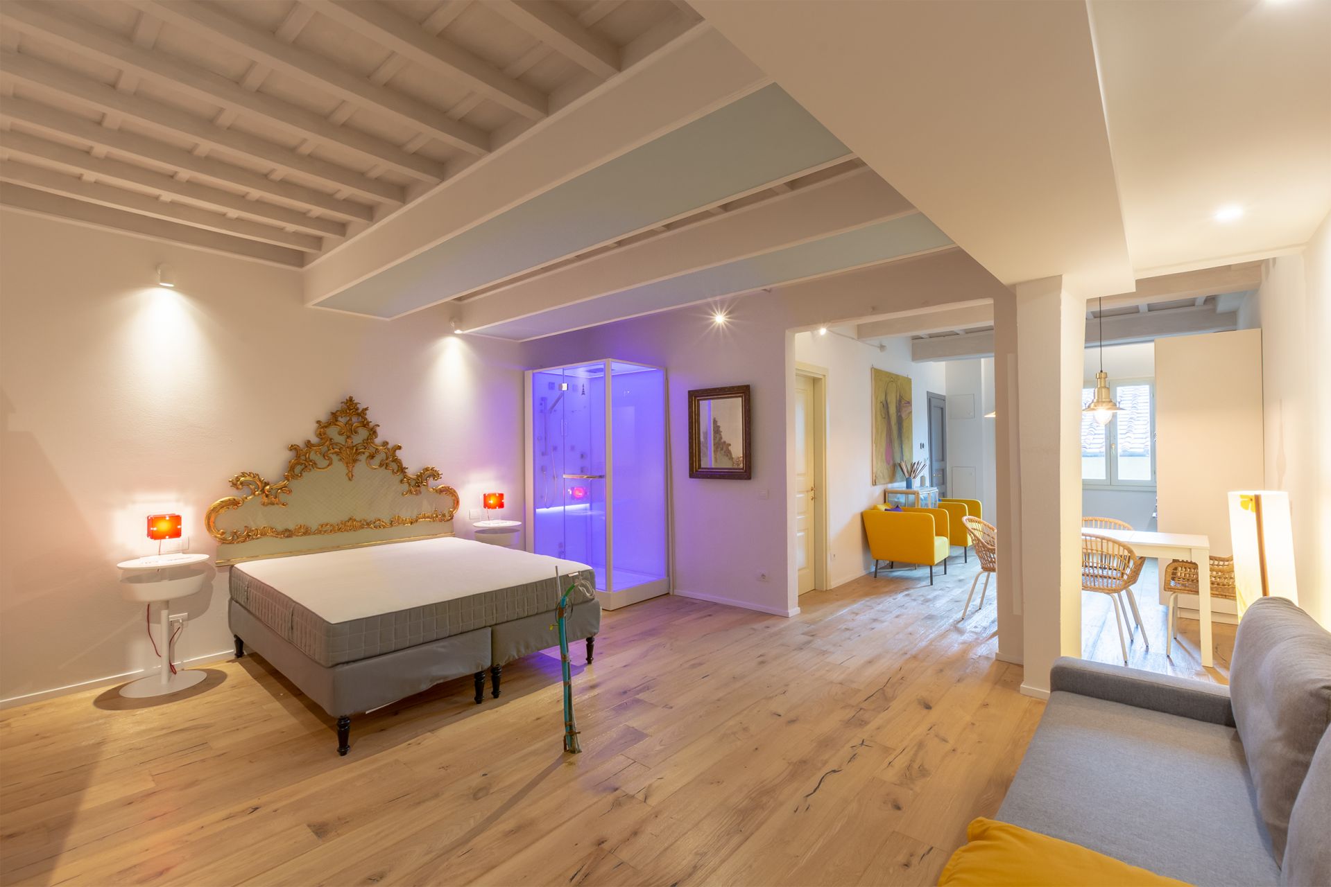 Design apartment in Florence city center